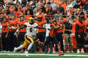 Riley returned a kickoff for 64 yards and hauled in a 44-yard pass to help jumpstart a Syracuse 31-0 run on Saturday night.